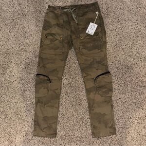 Kuwalla Camo Utility Cargo Pants NWT Size Medium